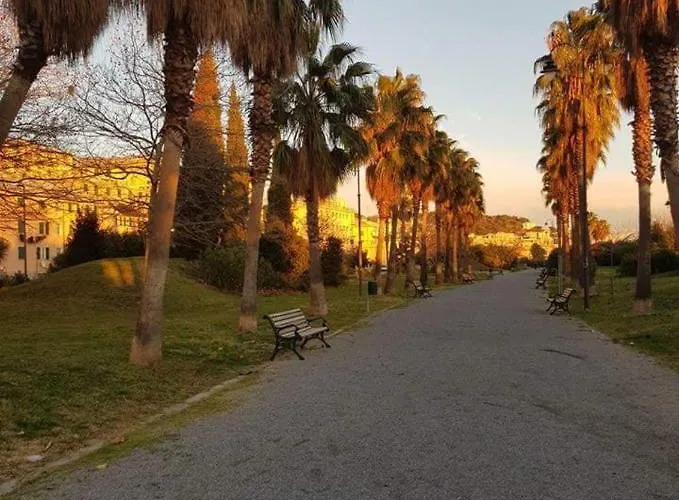 Lägenhet Casa Sole E Luna Genua
