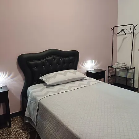 Casa Sole E Luna Apartment Genua